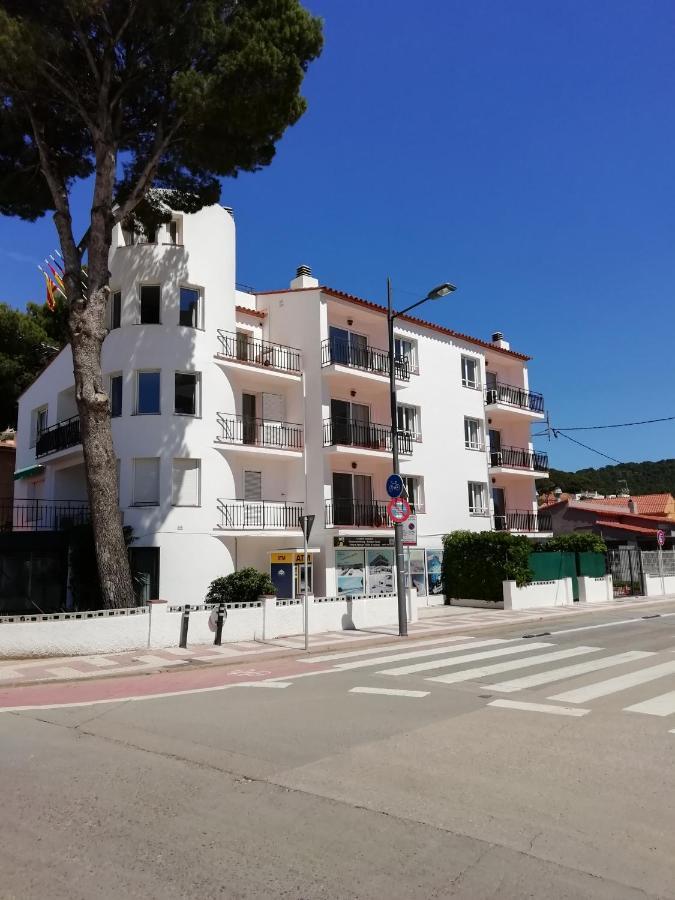 Trill Noray Apartamentos Л'Эстартит Экстерьер фото